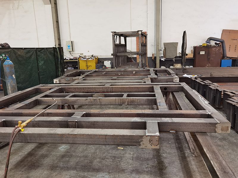 玻璃生产线配套装备