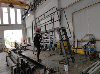 钢结构楼梯焊接加工